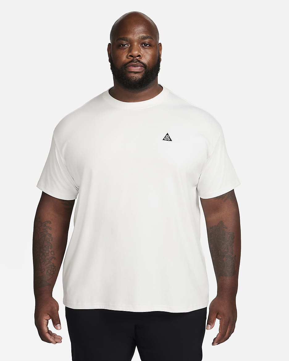 Nike ACG Men s T Shirt. Nike CA